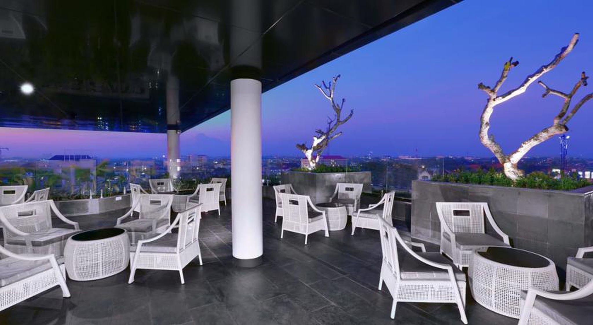 Hotel Neo Malioboro By Aston Yogyakarta Exterior photo
