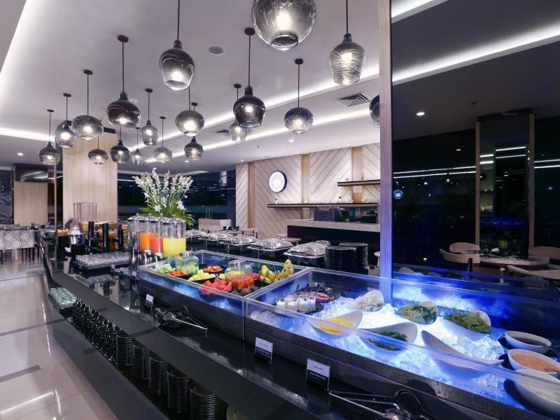 Hotel Neo Malioboro By Aston Yogyakarta Exterior photo
